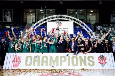 سلة الاتحاد السكندري تعلن التعاقد مع صانع الألعاب الأمريكي "كايل فينيليس"